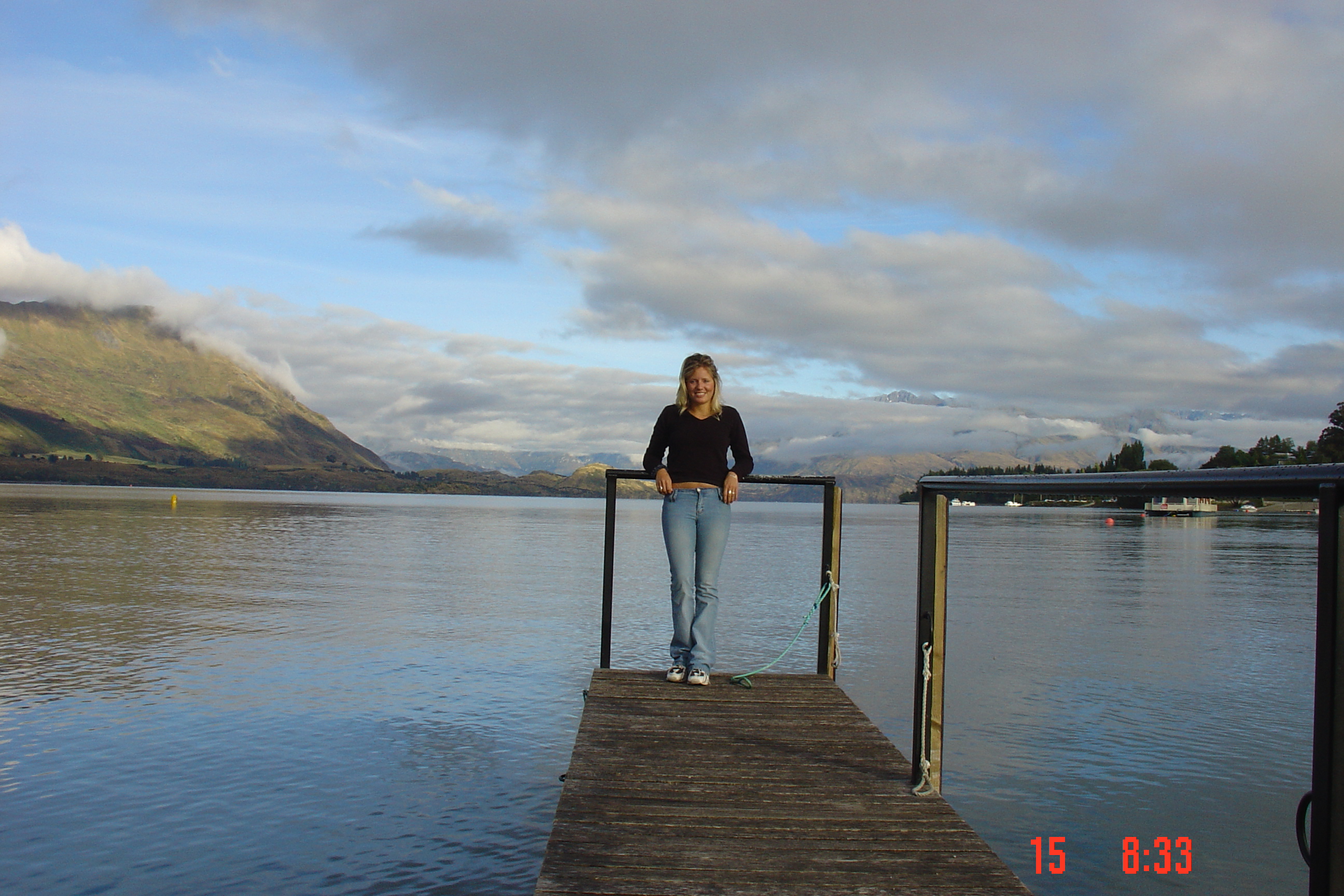 Lake Wanaka.jpg